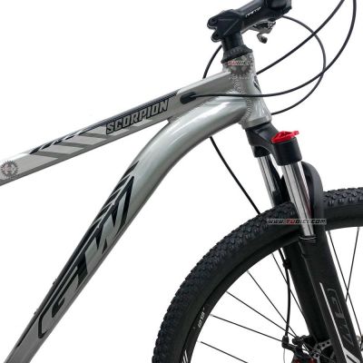 BICICLETA GW SCORPION COLOR GRIS CLARO- NEGRO